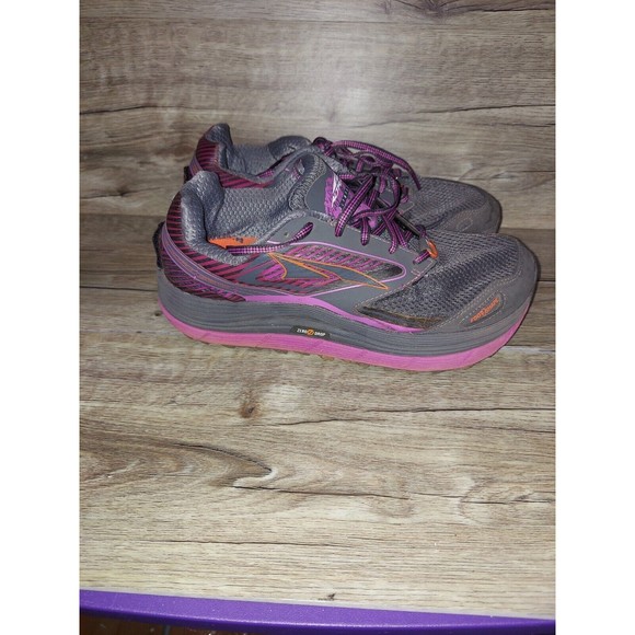 Altra Shoes Altra Gaiter Trap Olympus Trail Running Shoes Gray Pink